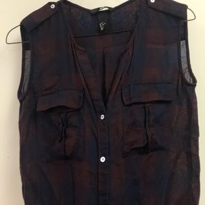 H&M sleeveless button down size 2 xs